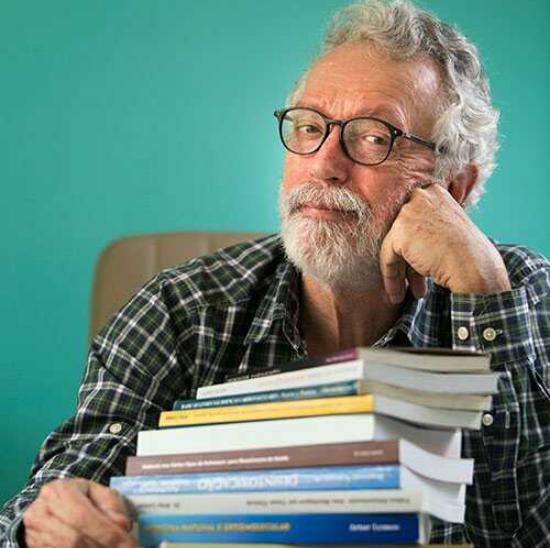 Dr. Artur Lemos